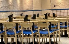 店招牌字体粗大易读