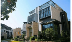 铁6号线喷鼻雪坐步行可达